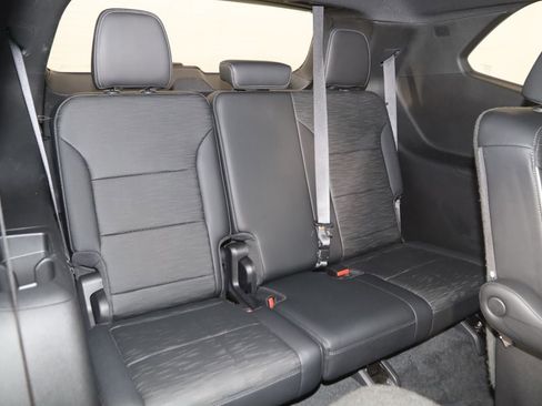 Used 2025 Buick Enclave Sport Touring FWD image 14