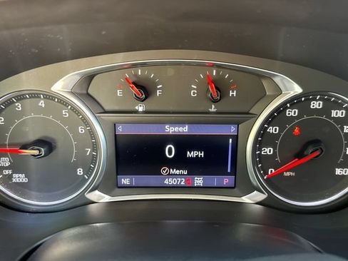 Certified 2022 GMC Acadia AT4 AWD/4WD image 29