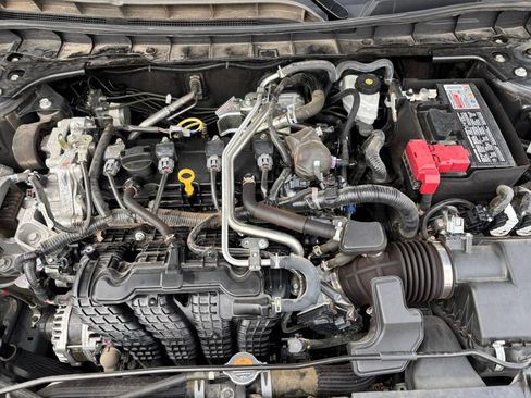 Used 2025 Nissan Altima 2.5 SV FWD image 29