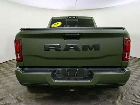 Used 2025 RAM 3500 Limited AWD/4WD image 10