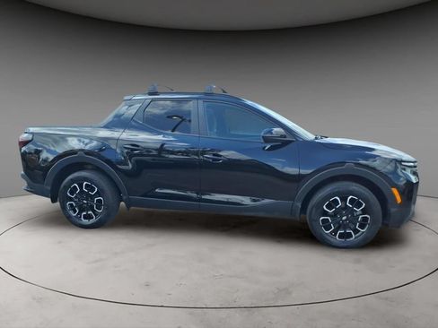 Used 2023 Hyundai Santa Cruz SEL w/ Activity Package AWD/4WD image 6