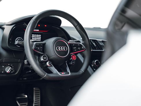 Used 2023 Audi R8 V10 performance RWD image 31