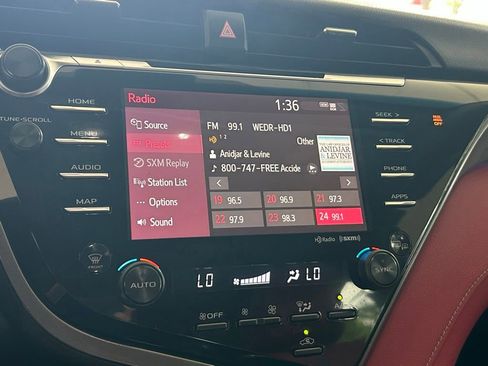 Used 2019 Toyota Camry XSE w/ Carpet Mat Package FWD image 7