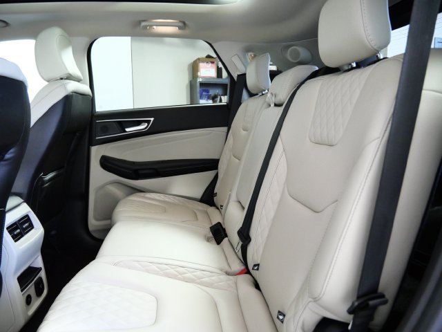 Certified 2024 Ford Edge Titanium AWD/4WD image 16