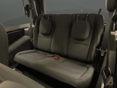 Used 2021 Jeep Wrangler Sport image 26