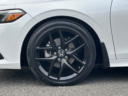 Used 2023 Honda Civic Sport image 23