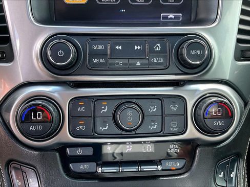 Used 2018 Chevrolet Tahoe LT RWD image 34
