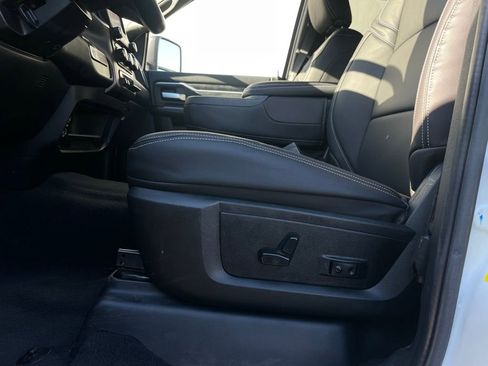 Used 2024 RAM 2500 Big Horn image 23
