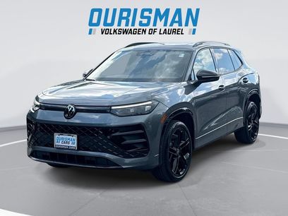 Used 2025 Volkswagen Tiguan SE R-Line