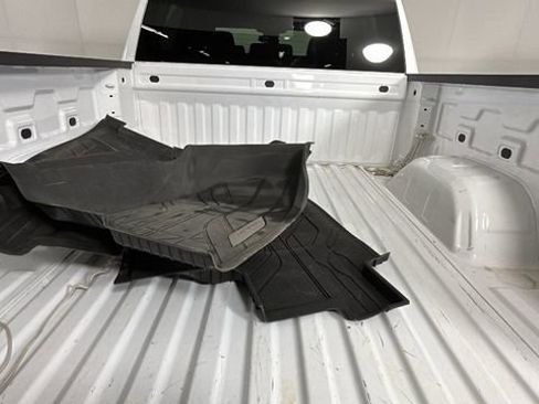 Used 2025 Chevrolet Silverado 1500 LT AWD/4WD image 29