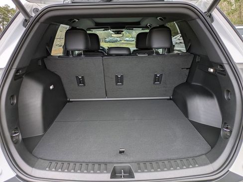 New 2026 Chevrolet Equinox LT w/ Convenience Package II AWD/4WD image 14