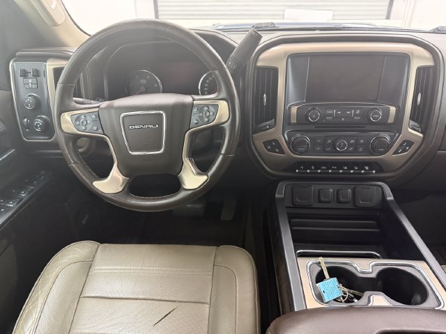 Used 2016 GMC Sierra 2500 Denali w/ Duramax Plus Package AWD/4WD image 31