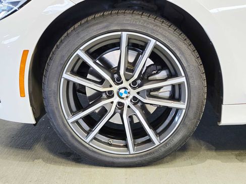 Used 2022 BMW 330i xDrive Sedan w/ Driving Assistance Package AWD/4WD image 8