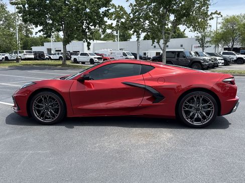 Used 2026 Chevrolet Corvette Stingray Coupe w/ 1LT RWD image 12