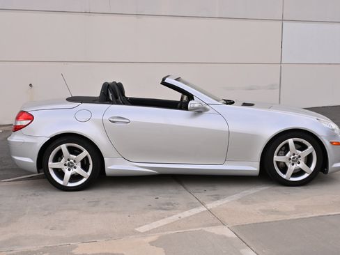 Used 2005 Mercedes-Benz SLK 350 image 12