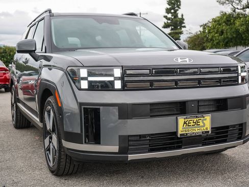 Used 2024 Hyundai Santa Fe Limited image 3