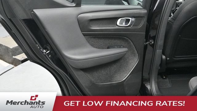 Used 2024 Volvo XC40 B5 Core AWD/4WD image 14
