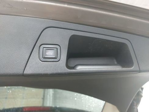 Used 2017 Buick Envision Essence AWD/4WD image 13