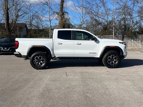 Used 2024 GMC Canyon AT4X image 3