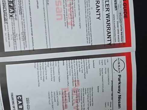 Used 2018 Nissan Titan SV AWD/4WD image 42