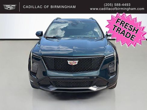 Used 2024 Cadillac XT4 Sport w/ Technology Package FWD image 2