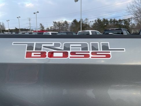 Used 2024 Chevrolet Silverado 1500 LT Trail Boss w/ Convenience Package II image 9