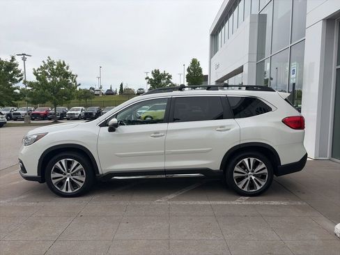 Used 2021 Subaru Ascent Limited w/ Technology Package AWD/4WD image 4
