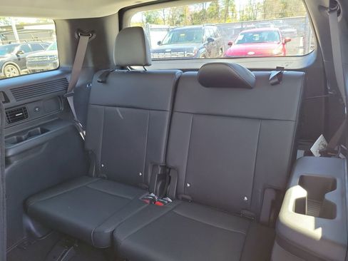 Used 2026 Hyundai Santa Fe SEL FWD image 11