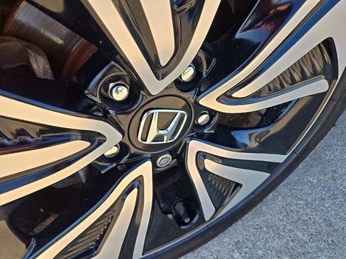 Used 2018 Honda Civic EX-T image 25