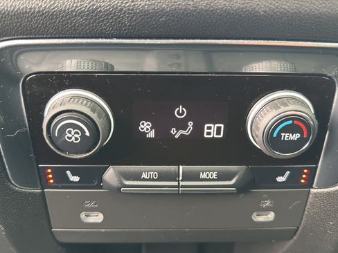 Used 2023 Chevrolet Tahoe High Country AWD/4WD image 18