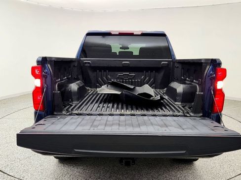 Used 2023 Chevrolet Silverado 1500 Custom Trail Boss AWD/4WD image 21