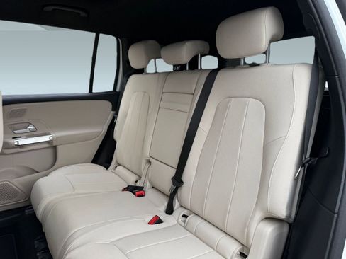 New 2026 Mercedes-Benz GLB 250 image 22