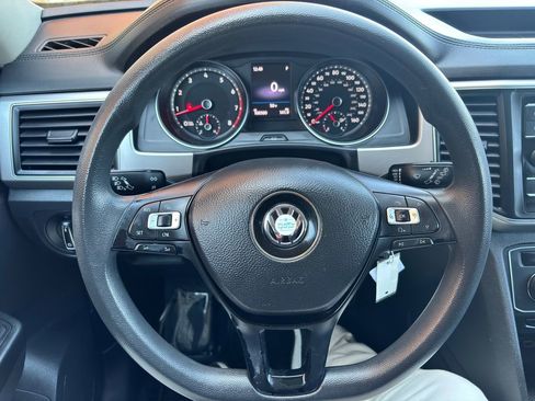 Used 2018 Volkswagen Atlas S image 26
