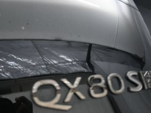 Used 2026 INFINITI QX80 4WD w/ Sport Exterior Package image 13