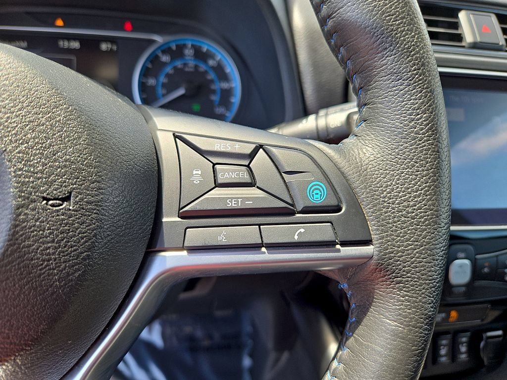 Used 2024 Nissan Leaf SV Plus FWD image 23