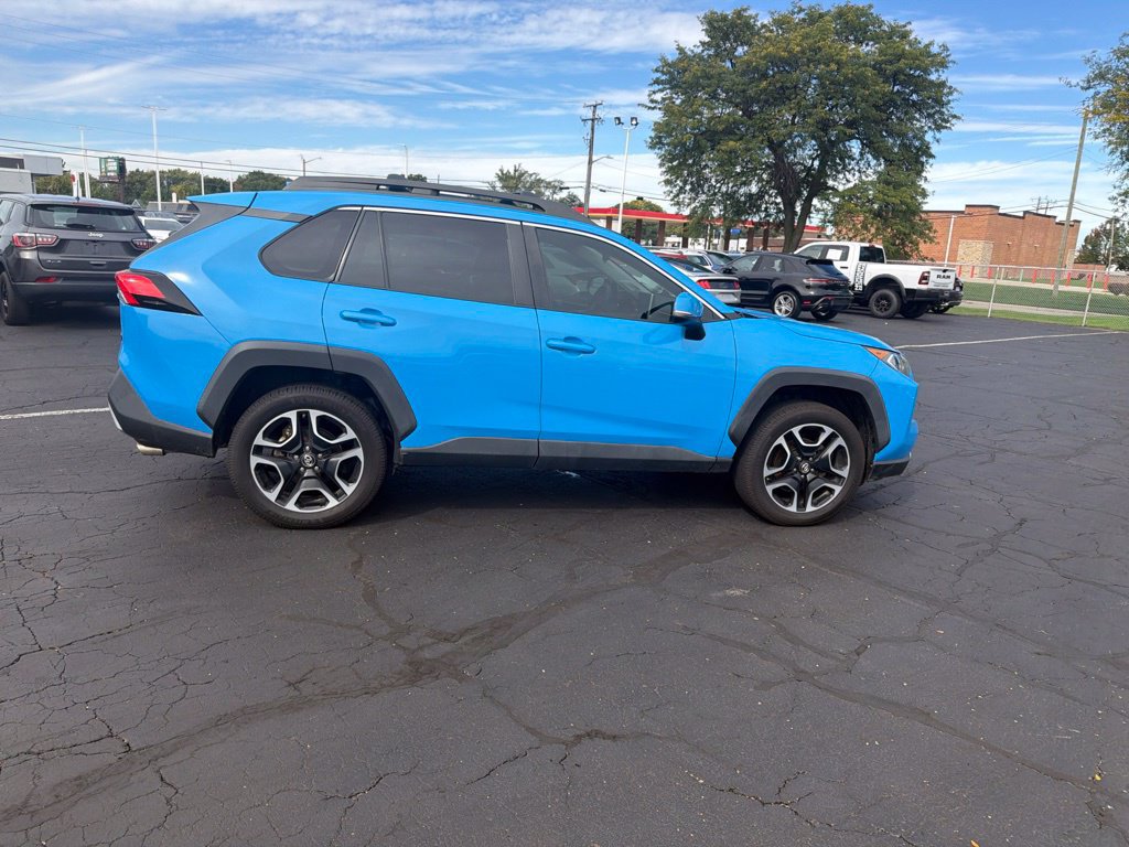 Used 2019 Toyota RAV4 Adventure AWD/4WD image 5