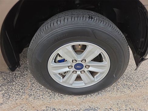 Used 2019 Ford F150 XLT image 7