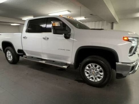 Certified 2024 Chevrolet Silverado 2500 LTZ w/ LTZ Convenience Package AWD/4WD image 2