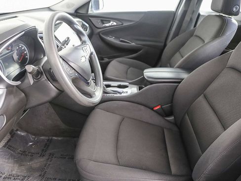 Used 2023 Chevrolet Malibu LT image 15