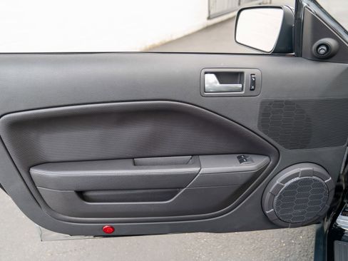 Used 2009 Ford Mustang Shelby GT500 image 13