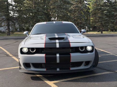 Used 2022 Dodge Challenger R/T Scat Pack RWD image 2