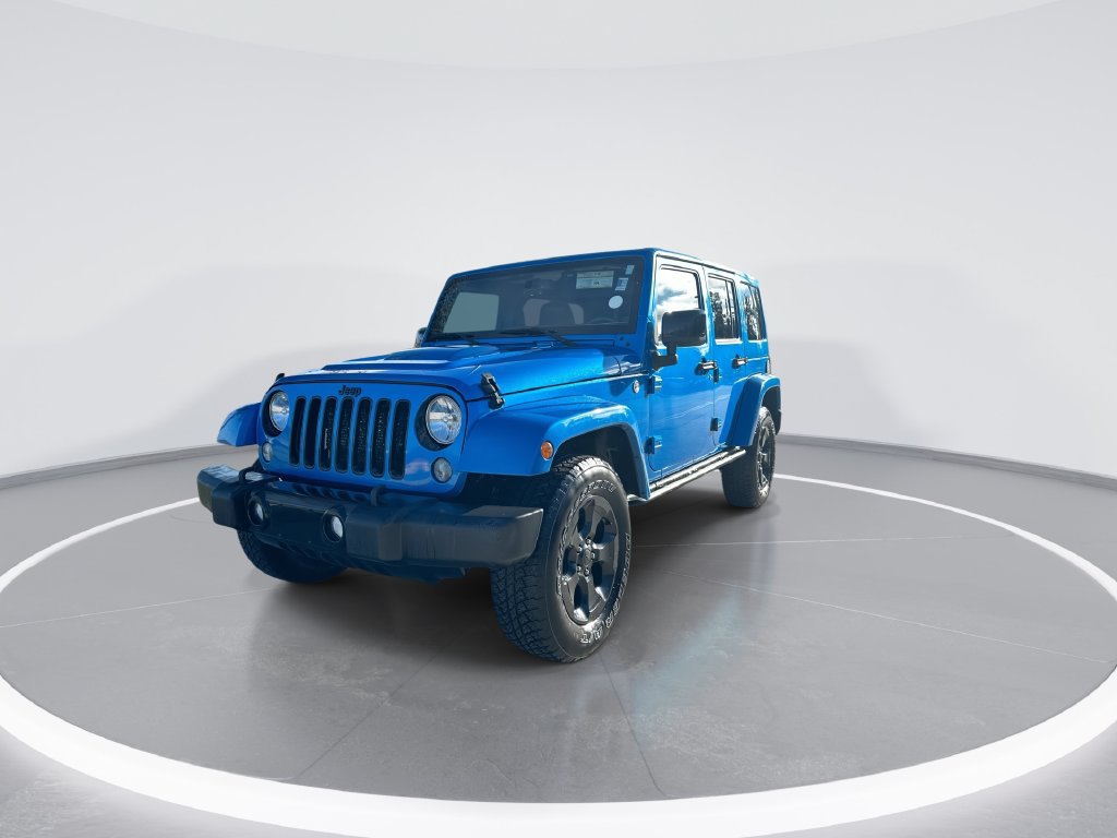 Used 2015 Jeep Wrangler Unlimited Sahara AWD/4WD image 4