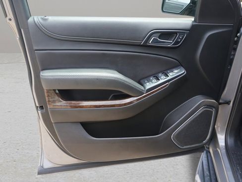 Used 2018 Chevrolet Tahoe LS image 18