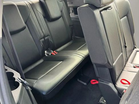 Used 2018 Volkswagen Atlas SE image 19