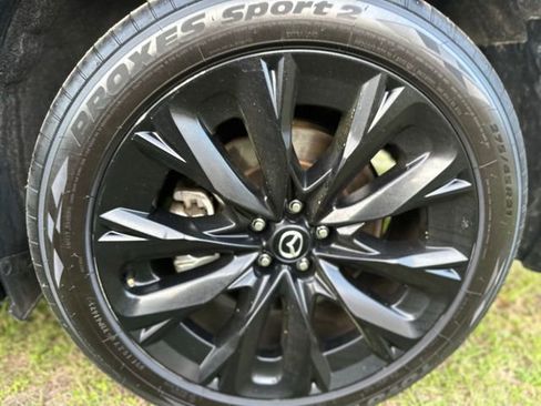 Used 2025 MAZDA CX-90 3.3 Turbo w/ Premium Sport Pkg image 16