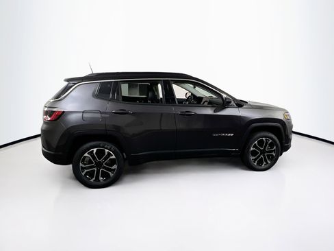 Used 2022 Jeep Compass Limited AWD/4WD image 4