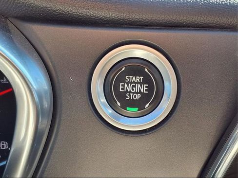 Used 2022 Chevrolet Blazer Premier image 14