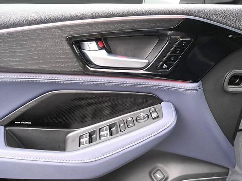 Certified 2026 Acura MDX Type S AWD/4WD image 8