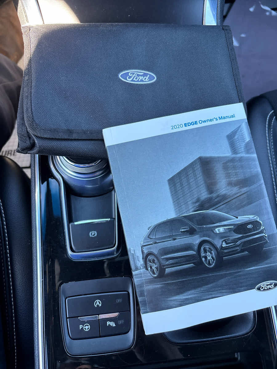 Used 2020 Ford Edge ST w/ Equipment Group 401A AWD/4WD image 19