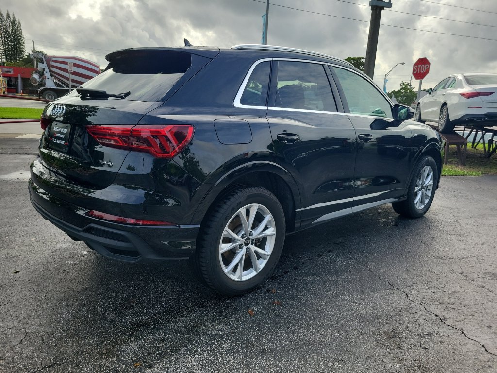 Used 2025 Audi Q3 2.0T Premium AWD/4WD image 7